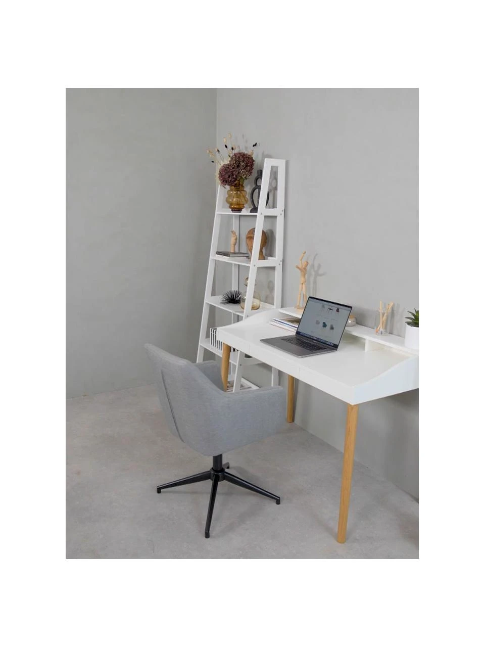 Polster-Drehstuhl Nora mit Armlehne, B 58 x T 57 cm 4 Polster-Drehstuhl Nora mit Armlehne, B 58 x T 57 cm – Bild 2