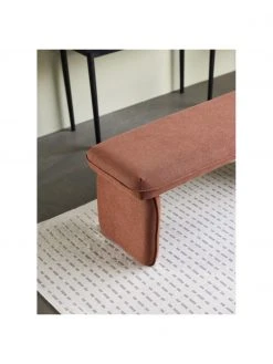 Hübsch Polsterbank Mellow in Rotbraun, B 100 x H 40 cmNur noch wenige verfügbar 9 Hübsch Polsterbank Mellow in Rotbraun, B 100 x H 40 cmNur noch wenige verfügbar -Esszimmer Verkäufe Polsterbank Mellow in Rotbraun 2