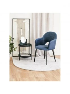 Westwing Collection Samt-Armlehnstuhl Rachel in Blau, B 56 x T 70 cm 9 Westwing Collection Samt-Armlehnstuhl Rachel in Blau, B 56 x T 70 cm -Esszimmer Verkäufe Samt Armlehnstuhl Rachel in Blau 1