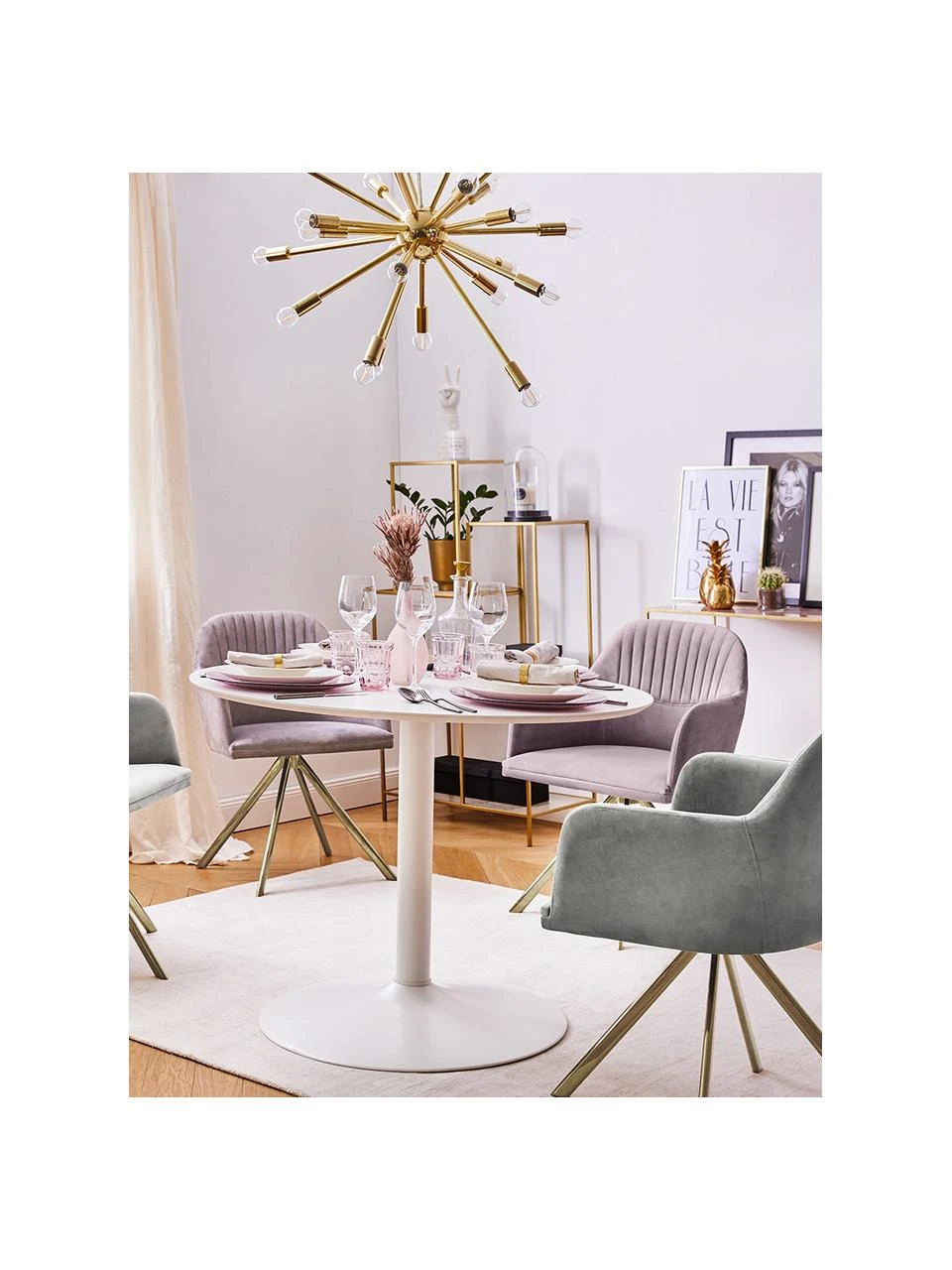 Westwing Collection Samt-Drehstuhl Lola mit Armlehne in Rosa, B 58 x T 53 cm 4 Westwing Collection Samt-Drehstuhl Lola mit Armlehne in Rosa, B 58 x T 53 cm – Bild 2