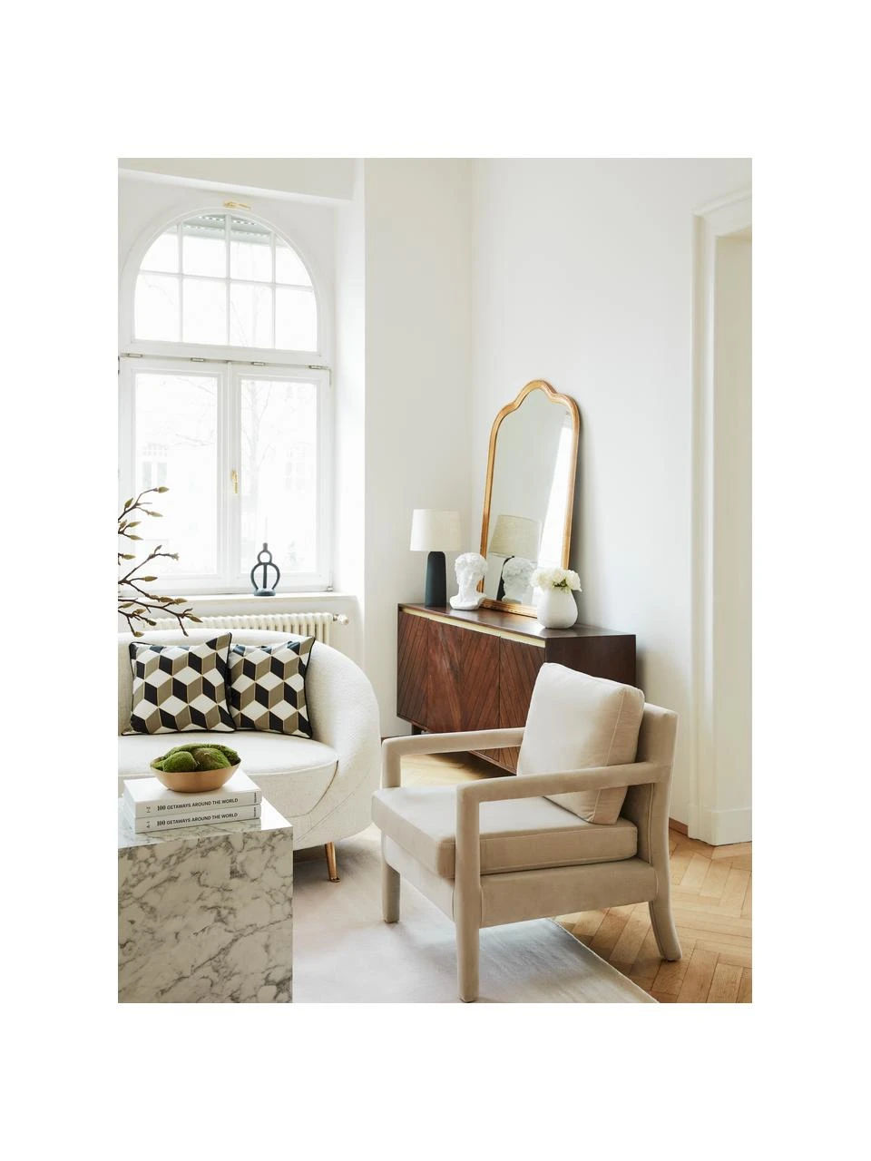 Westwing Collection Sideboard Karl mit Türen aus massivem Mangoholz, B 165 x H 61 cm 4 Westwing Collection Sideboard Karl mit Türen aus massivem Mangoholz, B 165 x H 61 cm – Bild 2